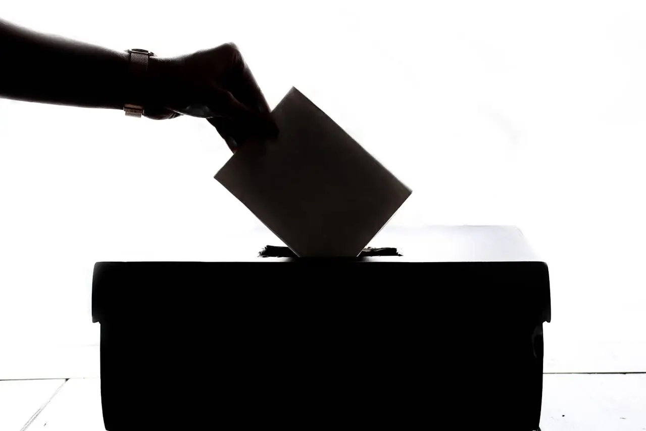 Gestão de Reputação para Políticos: Como fortalecer a imagem digital durante eleições